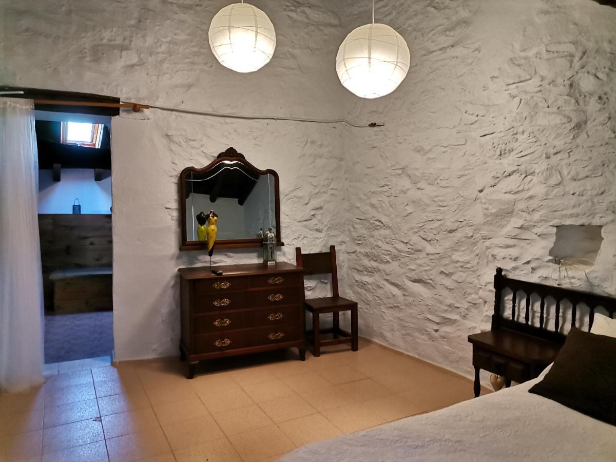 Cal Miquel De Ventola Guest House Ngoại thất bức ảnh
